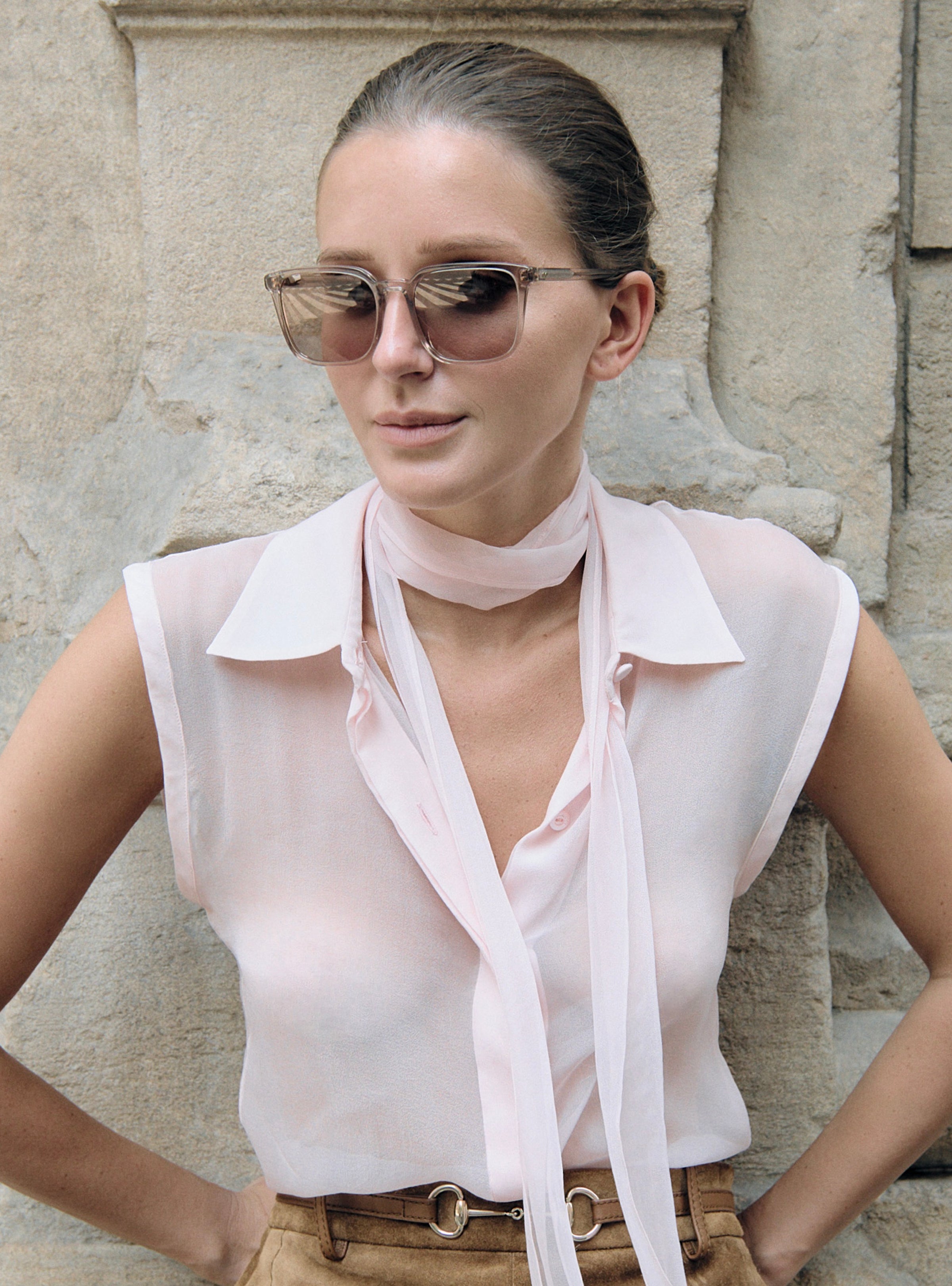 #color_Taupe Élégante