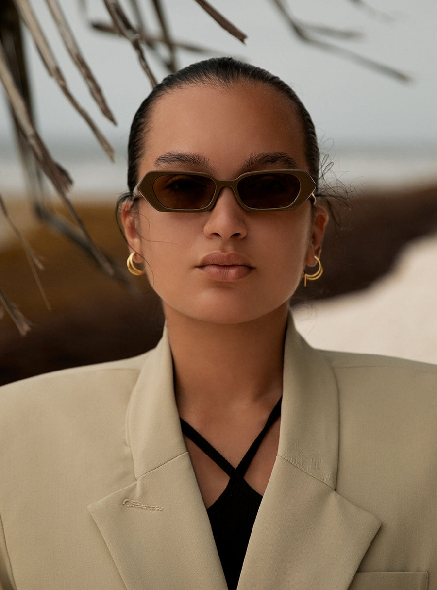 Oumayma Elboumeshouli // Timeless & Personal Sunglasses